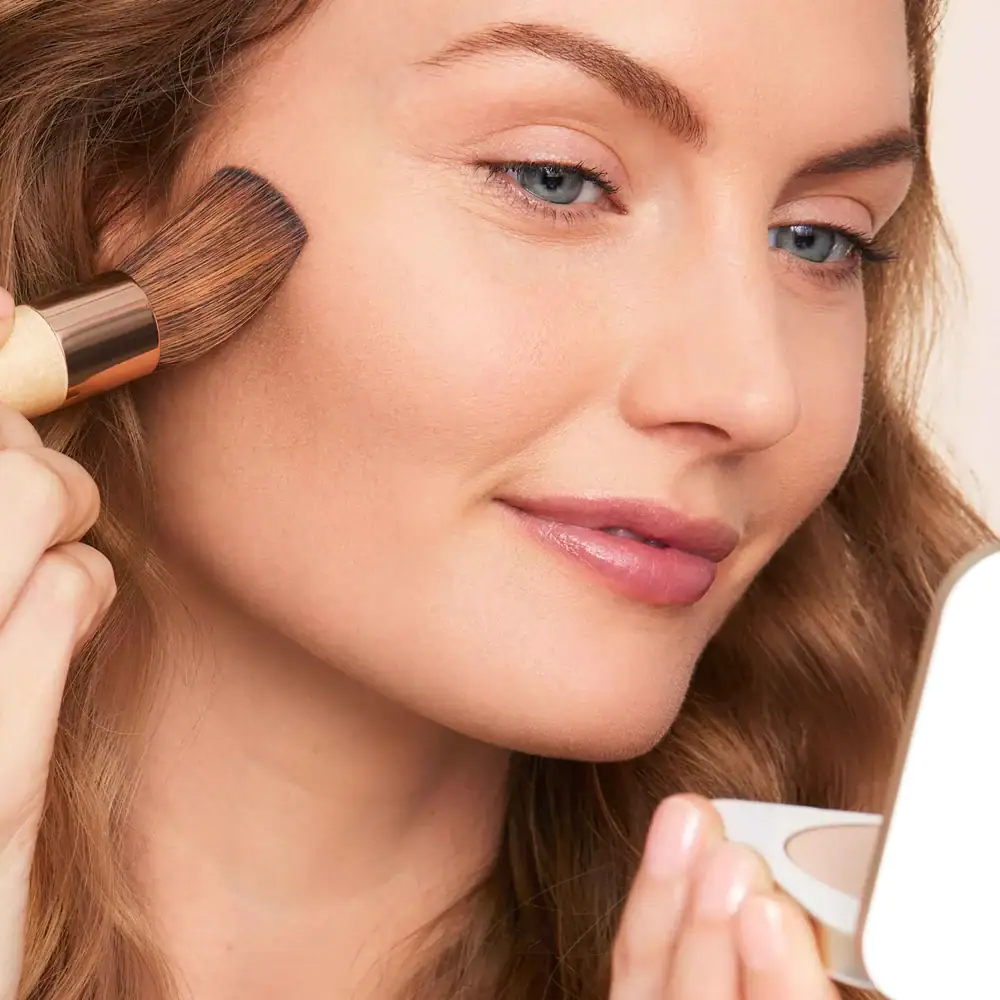 PurePressed® Base Mineral Foundation Refill - Image 6